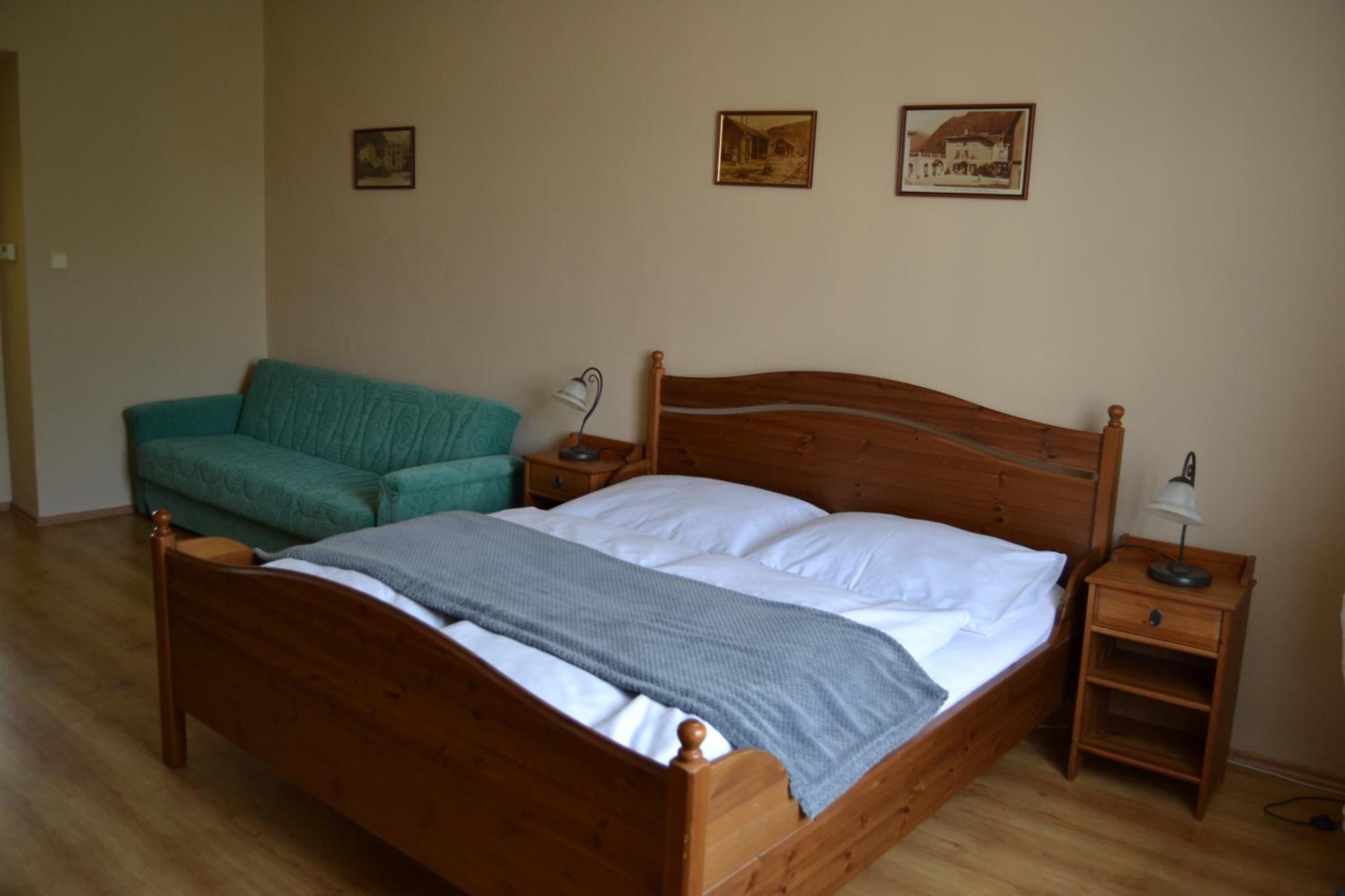 Apartman U Krale - 2 Jicin Bagian luar foto