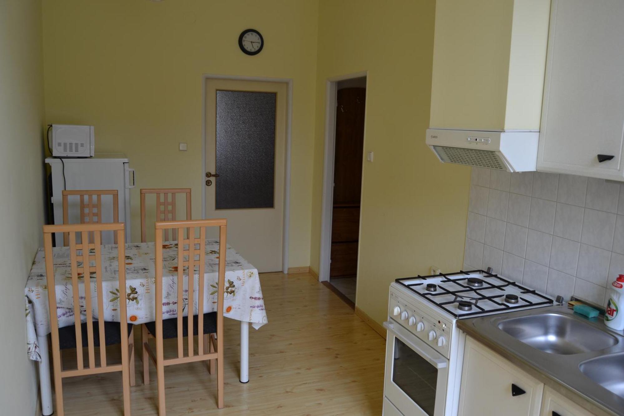 Apartman U Krale - 2 Jicin Bagian luar foto